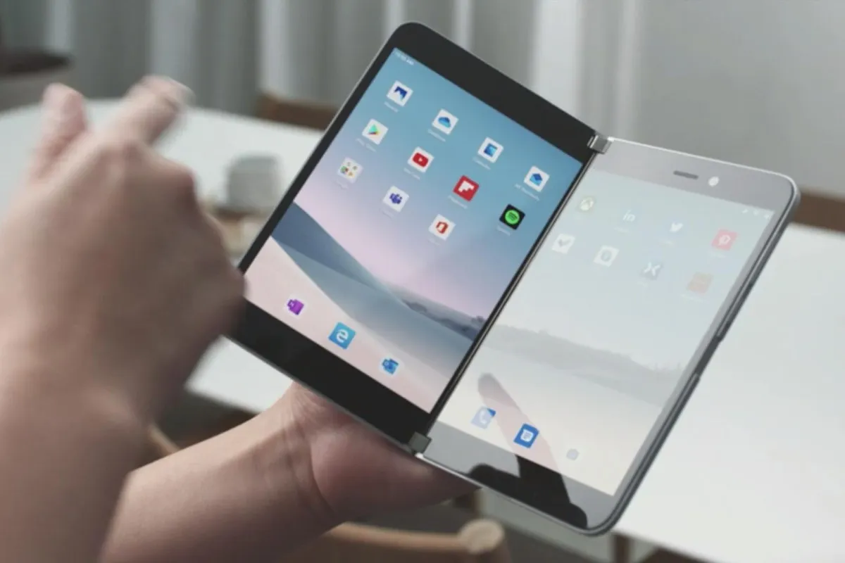 2020, the Smartphone giants continue challenging each other